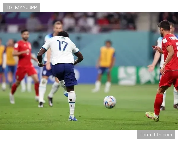 萨卡表现稳健，英格兰新星闪耀赛场引未来可期