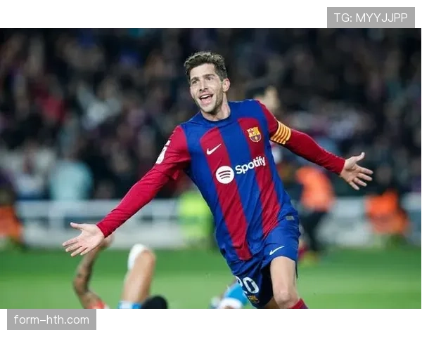 罗贝托战术适应性强,近期表现稳健 罗贝托战术适应性强,近期表现稳健